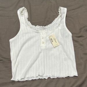 White aéropostale crop top size small.